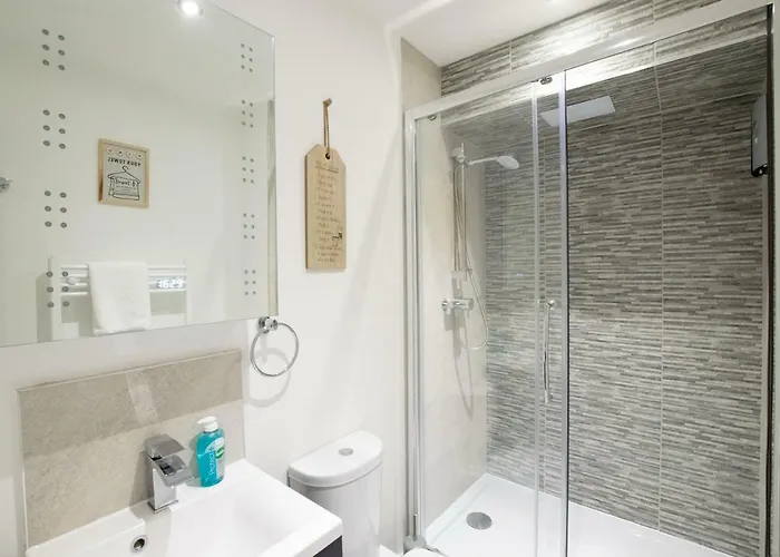 Rowan Tree - Your Apartament