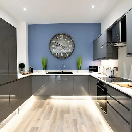 Rowan Tree - Your * 布里斯托