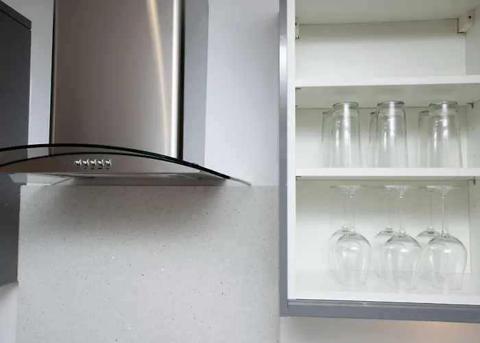 Rowan Tree - Your Bristol