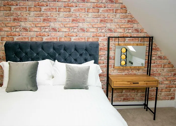 Rowan Tree - Your Appartement Bristol